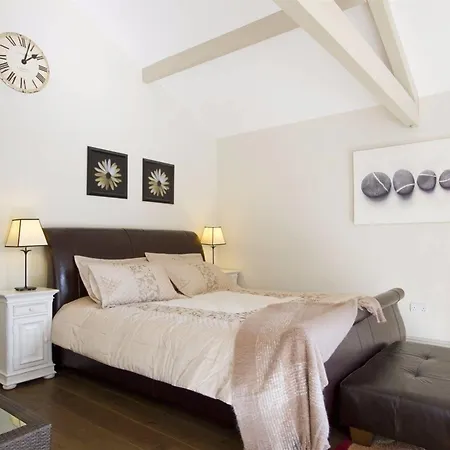 Bed and Breakfast High Grassings 4*